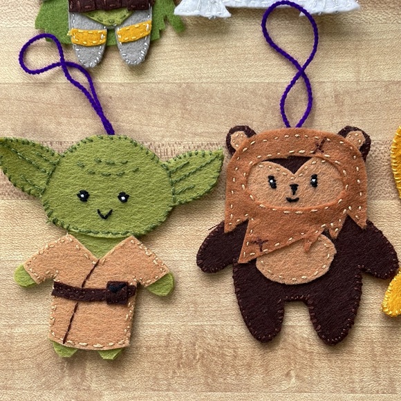 Star Wars felt ornament set, hand made, smoke free, VERY CUTE!! - Picture 4 of 7